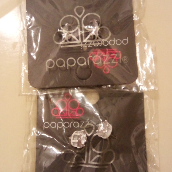 Earrings - Picture 3 of 4